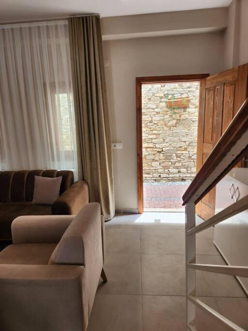 Traumhaus Mitten In Der City 60 Meter Zum Meer Kusadası Zewnętrze zdjęcie