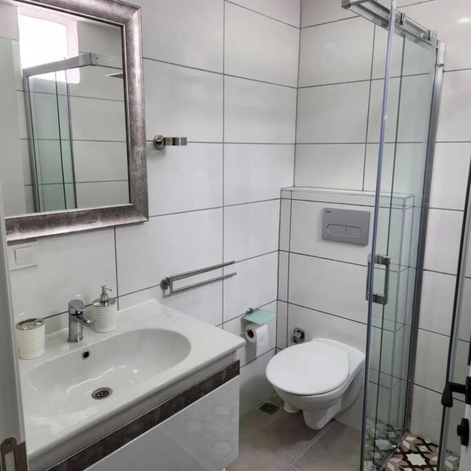 Traumhaus Mitten In Der City 60 Meter Zum Meer Kusadası Zewnętrze zdjęcie
